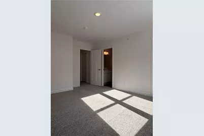 2004 Canterbury Dr #212C, Imperial, PA 15126 - Photo 11