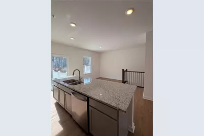 2006 Canterbury Dr, Imperial, PA 15126 - Photo 3