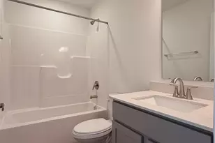 2006 Canterbury Dr, Imperial, PA 15126 - Photo 17