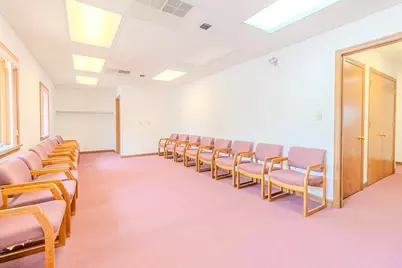 1027 W Main St, Mount Pleasant Township, PA 15666 - Photo 9