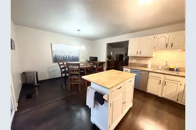 308 Brohios Dr, Center Township, PA 15061 - Photo 17