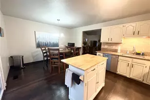 308 Brohios Dr, Center Township, PA 15061 - Photo 17