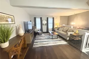 308 Brohios Dr, Center Township, PA 15061 - Photo 9