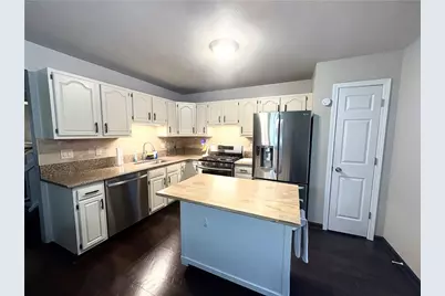 308 Brohios Dr, Center Township, PA 15061 - Photo 15