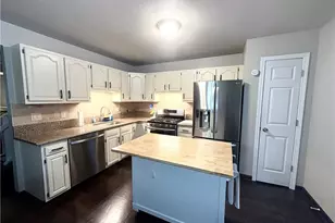 308 Brohios Dr, Center Township, PA 15061 - Photo 15