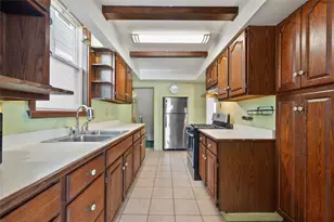 5234 Waltherman St, Ross Twp, PA 15229 - Photo 7