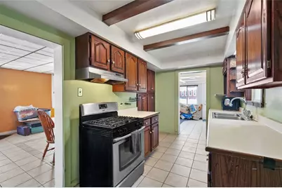 5234 Waltherman St, Ross Twp, PA 15229 - Photo 9