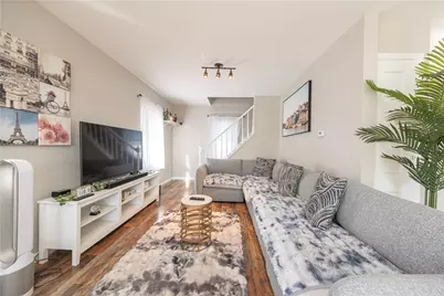 721 Linwood Dr, Pittsburgh, PA 15215 - Photo 3