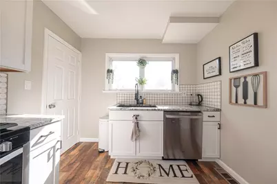 721 Linwood Dr, Pittsburgh, PA 15215 - Photo 9