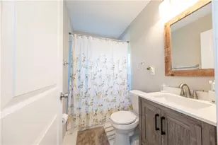 721 Linwood Dr, Pittsburgh, PA 15215 - Photo 13