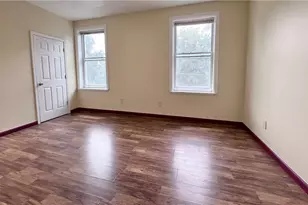 333 Lawn St, Pittsburgh, PA 15213 - Photo 11