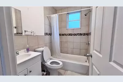 333 Lawn St, Pittsburgh, PA 15213 - Photo 13