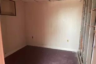 128 Hamilton Ln, New Beaver Boro, PA 16141 - Photo 13