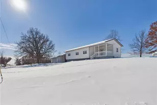 4 Malone Ridge Rd, Hopewell, PA 15301 - Photo 3