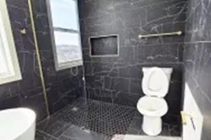 806 Ridge Ave, Jeannette, PA 15644 - Photo 17