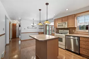 369 Haugh Dr, Pittsburgh, PA 15237 - Photo 9