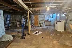 802 Harrison Ave, Jeannette, PA 15644 - Photo 17