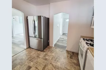 805 Laura Ave, West Mifflin, PA 15122 - Photo 13