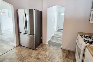 805 Laura Ave, West Mifflin, PA 15122 - Photo 13