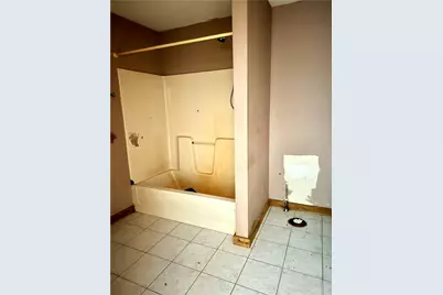 425 Pine Tract Rd, Center Township, PA 16061 - Photo 25