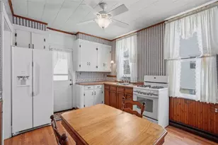 221 Kay St, Wampum, PA 16157 - Photo 17