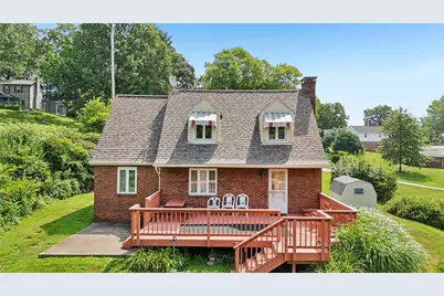 675 Meadow Ln, Rochester, PA 15074 - Photo 1