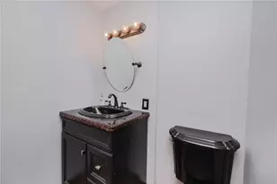 306 Pleasant View Dr, East Franklin Township, PA 16201 - Photo 21