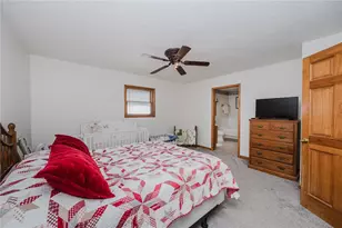 306 Pleasant View Dr, East Franklin Township, PA 16201 - Photo 9