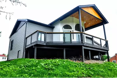 2040 Constitution Blvd, Elizabeth Twp/Boro, PA 15135 - Photo 1