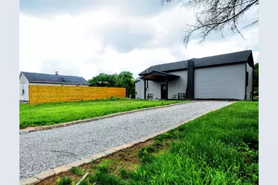 2040 Constitution Blvd, Elizabeth Twp/Boro, PA 15135 - Photo 11