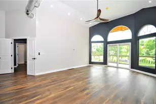 2040 Constitution Blvd, Elizabeth Twp/Boro, PA 15135 - Photo 25