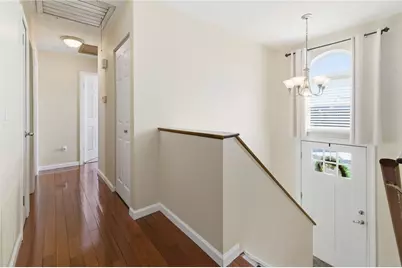 511 Cresthaven Dr, Pittsburgh, PA 15239 - Photo 5