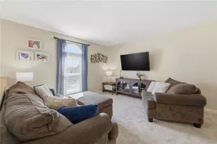 511 Cresthaven Dr, Pittsburgh, PA 15239 - Photo 7