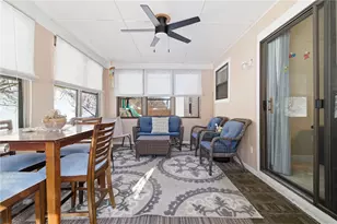 511 Cresthaven Dr, Pittsburgh, PA 15239 - Photo 19