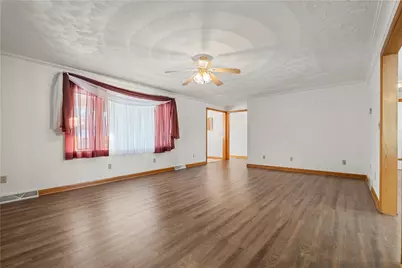 230 Roebling Dr, Saxonburg Boro, PA 16056 - Photo 7