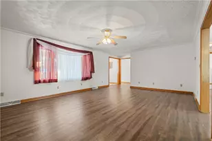 230 Roebling Dr, Saxonburg Boro, PA 16056 - Photo 7