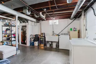 49 Pocono Dr, Green Tree, PA 15220 - Photo 37