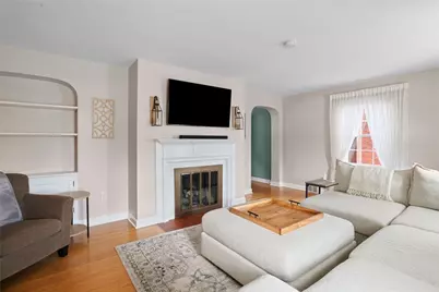 49 Pocono Dr, Green Tree, PA 15220 - Photo 7