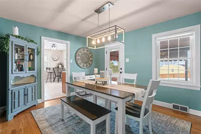 49 Pocono Dr, Green Tree, PA 15220 - Photo 11