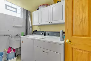 118 Rivercrest Dr, Moon/Crescent Twp, PA 15108 - Photo 21