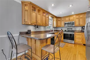 118 Rivercrest Dr, Moon/Crescent Twp, PA 15108 - Photo 5