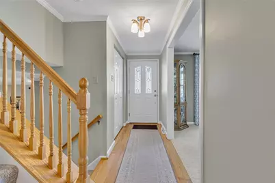 118 Rivercrest Dr, Moon/Crescent Twp, PA 15108 - Photo 3