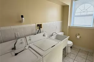 782 Hazelwood Ave, Pittsburgh, PA 15217 - Photo 9