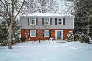 204 Bluegrass Dr, Twp of But SE, PA 16001 - Photo 1