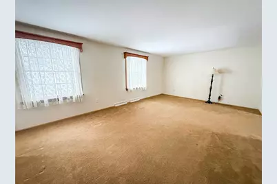 204 Bluegrass Drive, Twp of But SE, PA 16001 - Photo 19