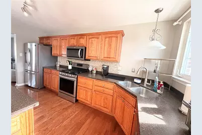 313 Fairgate Dr, Pine Township, PA 15090 - Photo 5