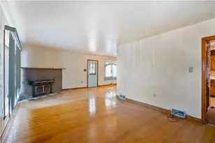 343 Locust St, Canonsburg, PA 15317 - Photo 5