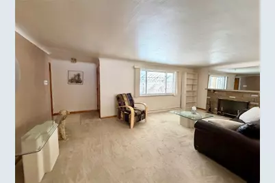 4827 Barberry St, Pittsburgh, PA 15207 - Photo 3