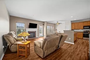 103 Maple Ridge Ct, Cecil, PA 15317 - Photo 5