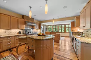 607 Fair Winds Ct, Hempfield Township, PA 15601 - Photo 15